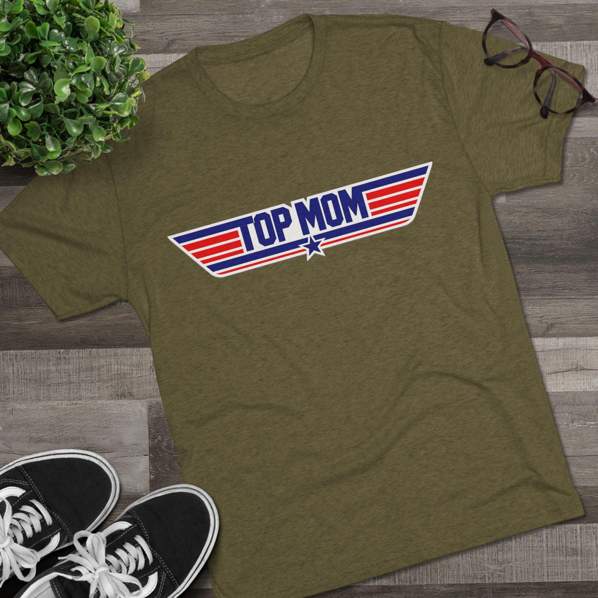 Top Mom Retro Aviation Logo Tee | Patriotic Star Stripes Mom Shirt